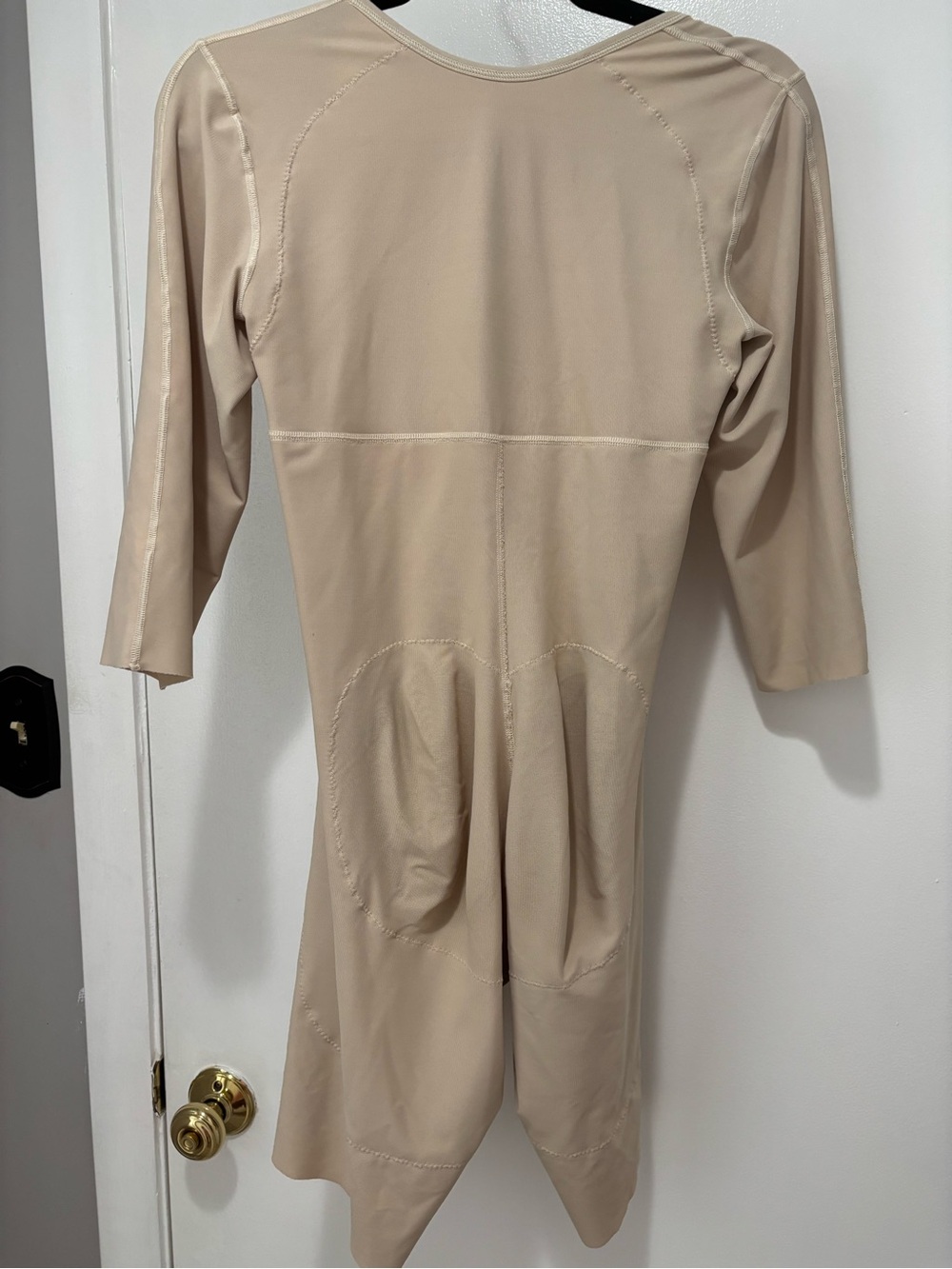 Marena Recovery Bodysuit 3/4 Sleeve Sculpting Suit in Beige XL - Picture 4 of 10